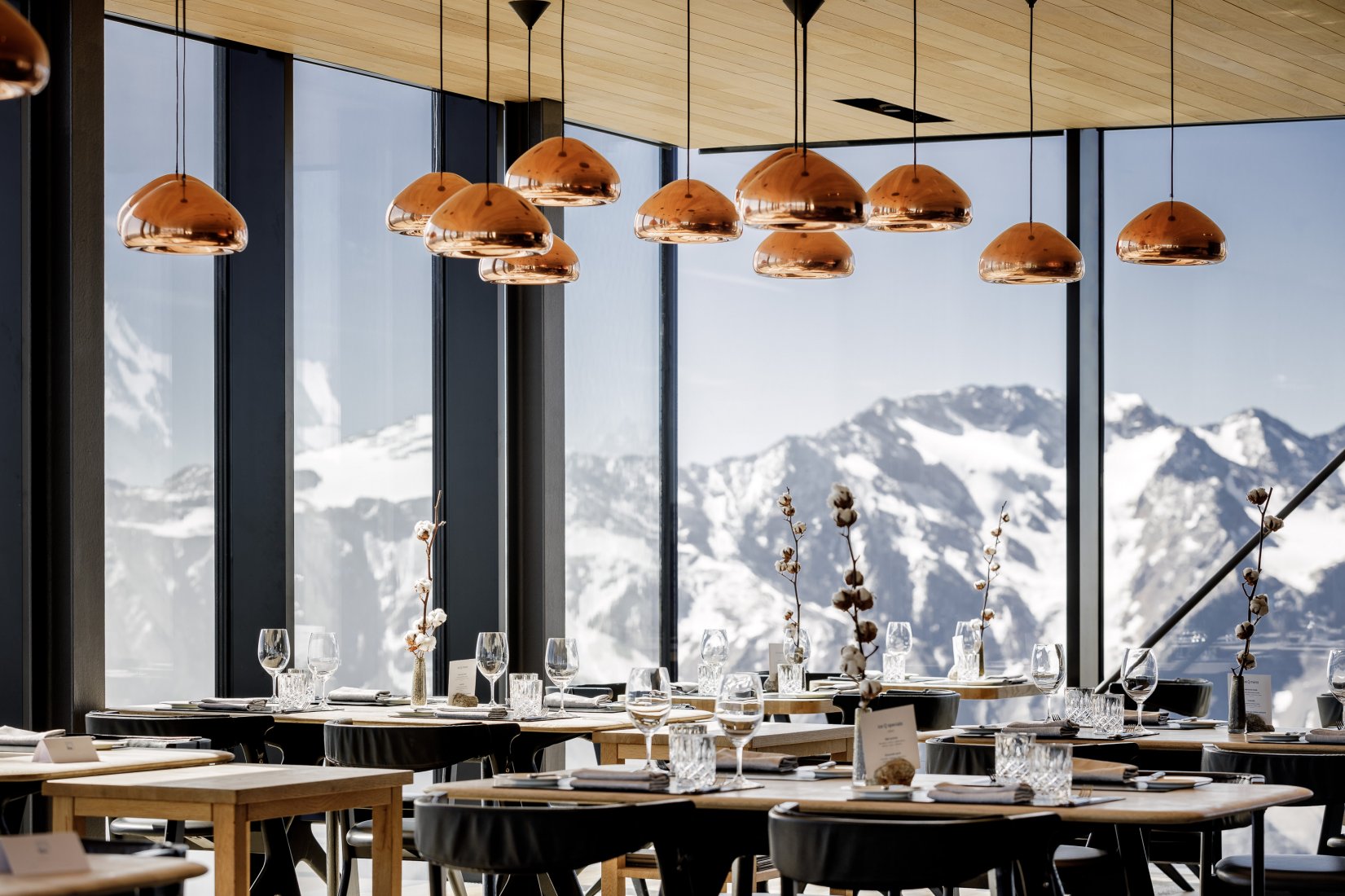 Fine Dining Restaurant Ice Q Mountain Restaurantin Solden Ice Q Restaurant In Solden Gourmetrestaurant Auf 3 048 M Seehohe