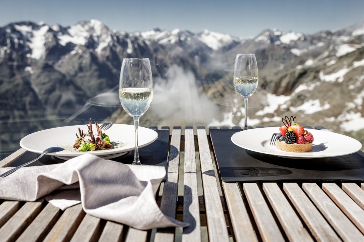 ice Q Restaurant in Sölden Gourmetrestaurant auf 3.048 m Seehöhe