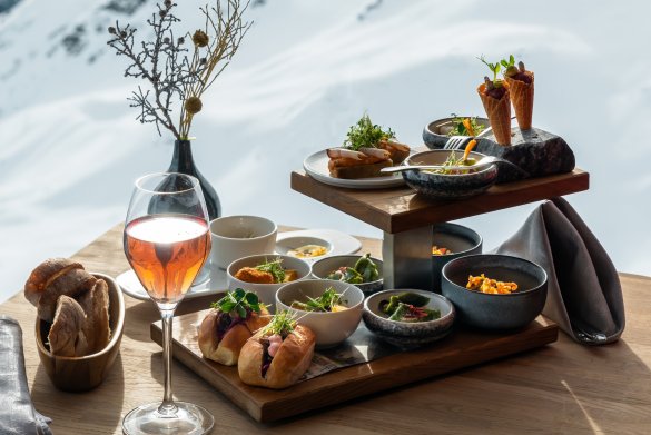 Wine & Tapas Lounge ice Q Sölden